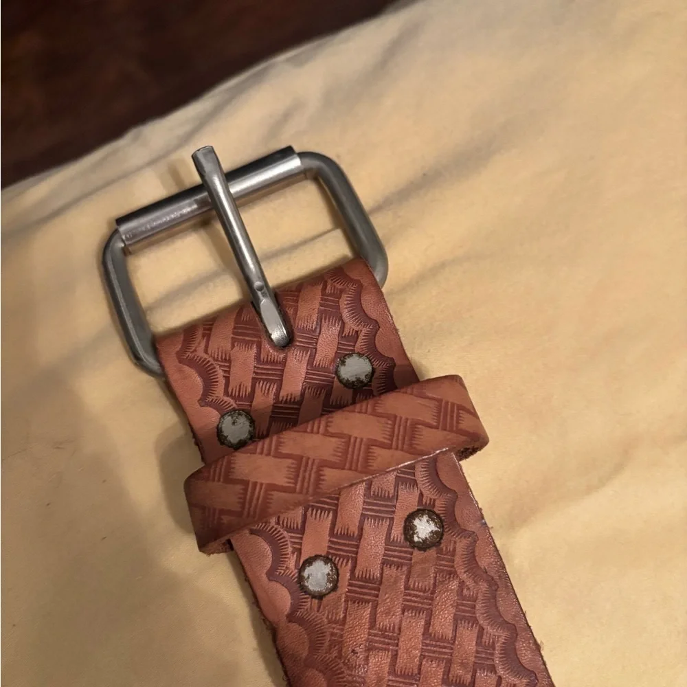 Vintage Nicholas basket weave cowhide belt